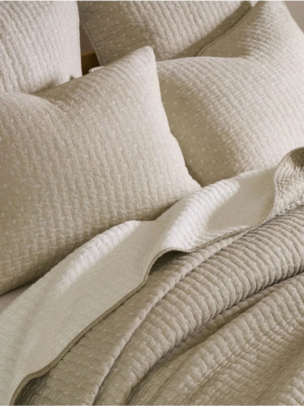 *New* LEVTEX Cross Stitch Quilt Set, Twin/Twin XL